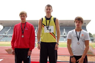 Joe Kinsey wins Gold in U17 Mens 400m at Birchfield Harriers open meeting on 27 August 2011.